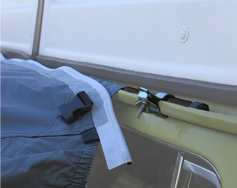 Vango Pole and Clamp DriveAway Awning Attachment - 250cm